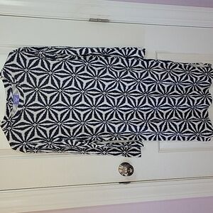 Pine Cone Hill Size L White and Blue Ikat Printed Cotton Nightgown Cover up